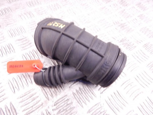 Гофра инжектора BMW 5-series (E39) 13 54 1 435 627