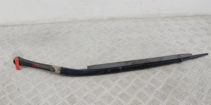 Щеткодержатель (поводок стеклоочистителя, дворник) BMW 5-series (E39) 61 61 8 209 879