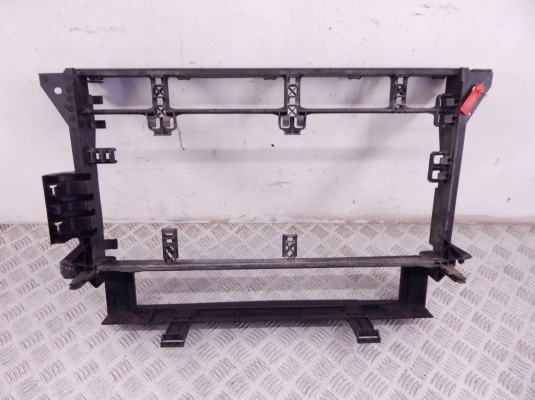 Кассета радиаторов BMW 5-series (E39) 17 00 2 247 349 Кассета радиаторов BMW 5-series (E39) 17 00 2 247 349