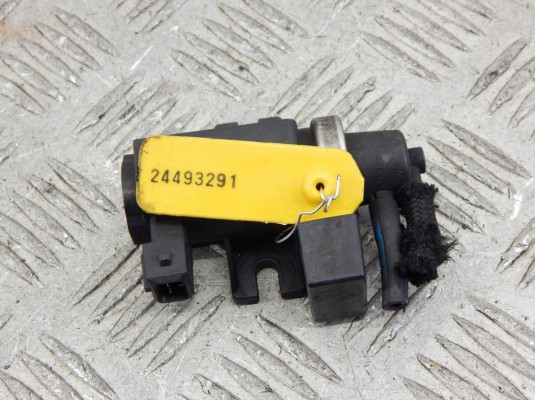 Преобразователь давления (соленоид наддува/EGR) BMW X5-series (E53) 11 74 2 247 906