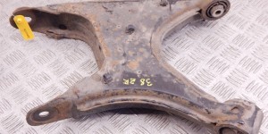 Рычаг задний правый BMW 7-series (E38) 33 32 1 090 032