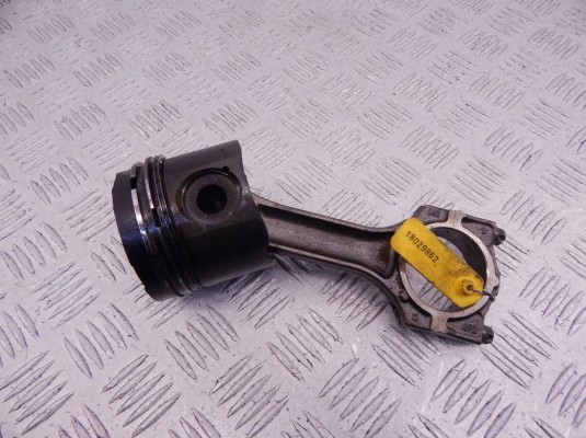Поршень BMW 5-series (E39) 11 25 7 786 453