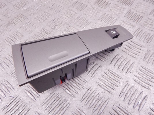 Блок управления стеклоподъемниками BMW 7-series (E65/66) 61 31 8 379 597