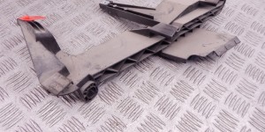 Крепление фары правой BMW X3-series (E83) 63 12 6 939 200 Крепление фары правой BMW X3-series (E83) 63 12 6 939 200