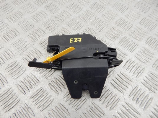 Замок багажника BMW 1-series (E87) 51 24 8 196 401 Замок багажника BMW 1-series (E87) 51 24 8 196 401