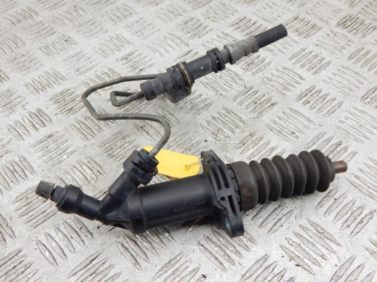 Цилиндр сцепления рабочий BMW 1-series (E87) 21 52 6 785 964 Цилиндр сцепления рабочий BMW 1-series (E87) 21 52 6 785 964