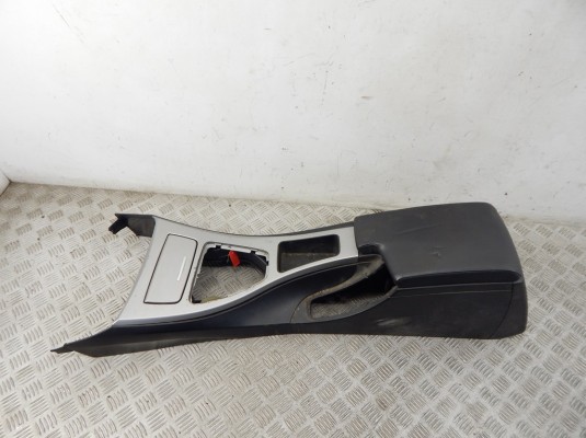 Подлокотник BMW 3-series (E90/91/92) Подлокотник BMW 3-series (E90/91/92)