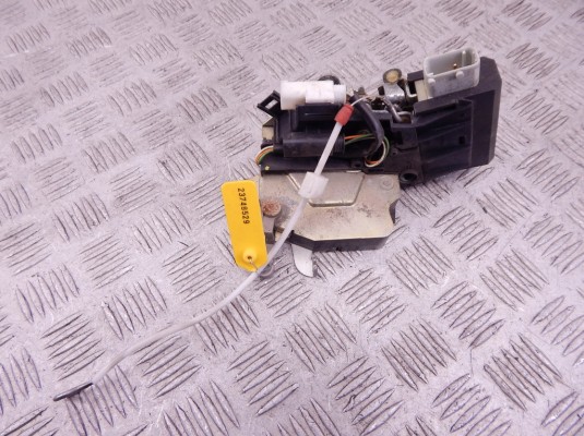 Замок двери передней левой BMW 5-series (E39) 51 21 8 235 097