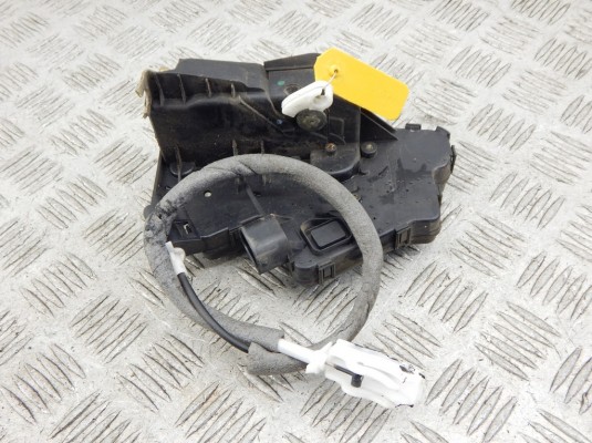 Замок двери передней правой BMW 3-series (E46) 51 21 7 011 244