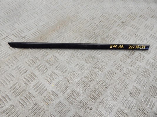 Молдинг двери задней правой BMW X5-series (E70)