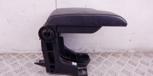 Подлокотник BMW 3-series (E46) 51 16 8 213 678