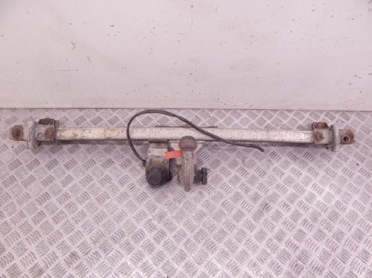 Прицепное устройство (фаркоп) BMW 5-series (E39) 71 60 6 768 849