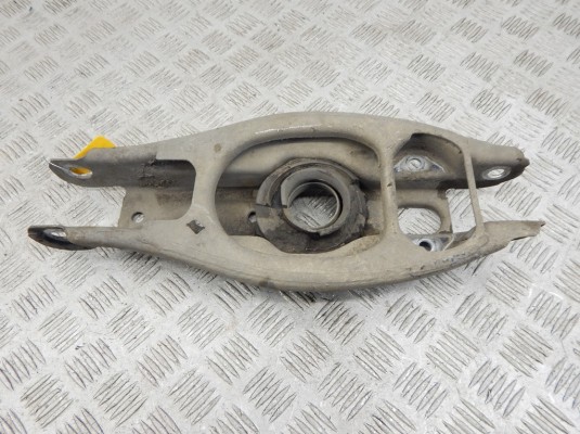 Рычаг задний левый BMW 1-series (E87) 33 32 6 772 899