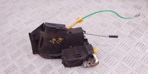 Замок двери передней правой BMW 5-series (E39) 51 21 8 235 104