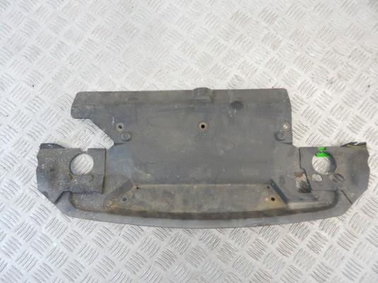 Воздухозаборник BMW 3-series (E36) 51 71 8 135 947