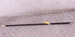 Молдинг стекла двери задней левой наружный BMW 3-series (E46) 51 34 8 194 773