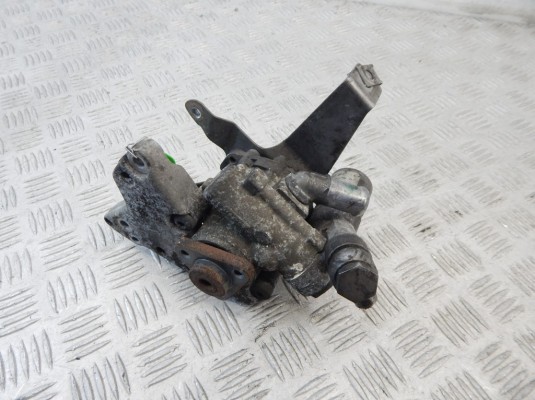 Насос гидроусилителя руля BMW 5-series (E60/61) 32 41 6 783 430 Насос гидроусилителя руля BMW 5-series (E60/61) 32 41 6 783 430