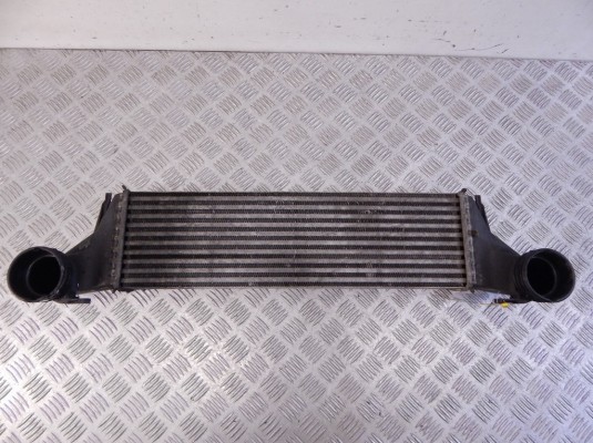 Интеркулер BMW X5-series (E53) 17 51 7 791 231