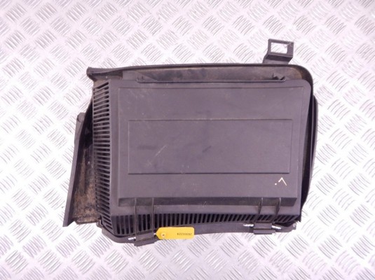 Корпус воздушного фильтра BMW 5-series (E39) 64 31 8 364 772 Корпус воздушного фильтра BMW 5-series (E39) 64 31 8 364 772