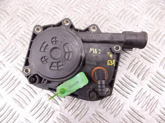 Маслоотделитель (сапун) BMW 7-series (E38) 11 61 7 501 563