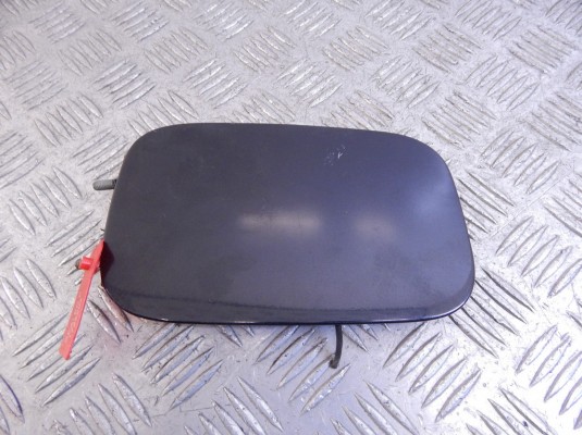 Лючок топливного бака BMW 3-series (E46) 51 17 8 208 246