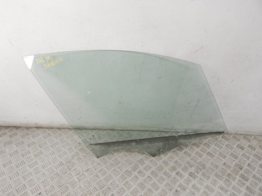 Стекло двери передней правой BMW 2-series (F45/46)