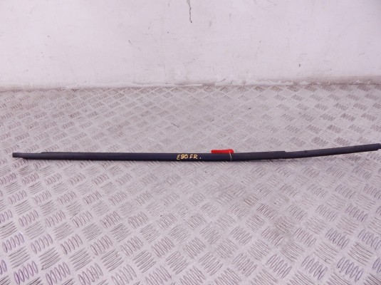 Молдинг стекла двери передней правой наружный BMW 3-series (E90/91/92) 51 33 7 060 236