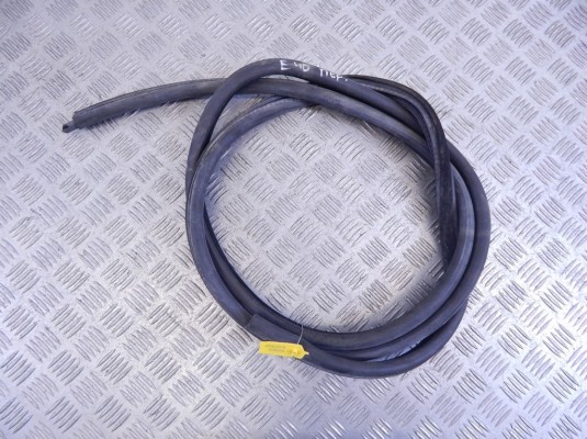 Уплотнитель BMW 3-series (E46) 51 72 8 194 682