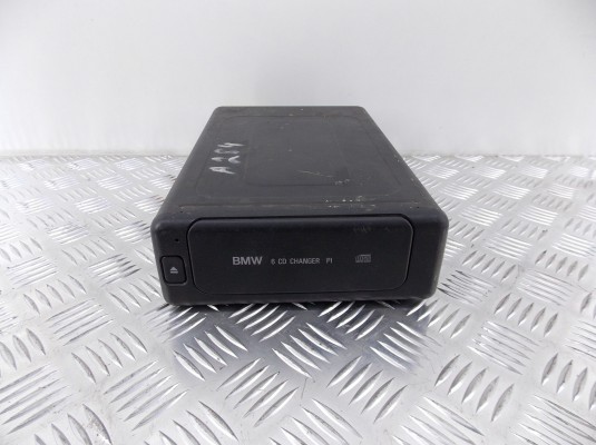 CD-чейнджер BMW 7-series (E38) 65 12 8 375 537