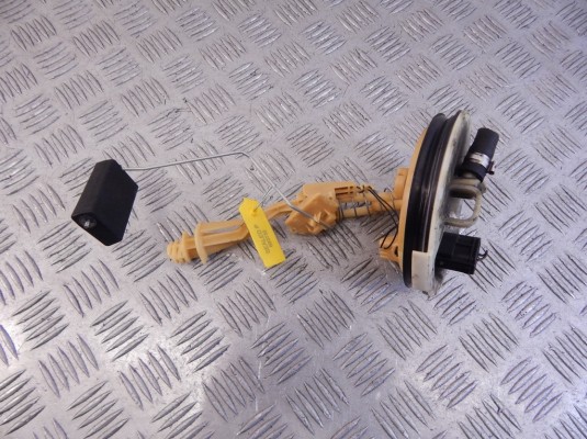 Датчик уровня топлива BMW 5-series (E39) 16 14 1 183 179 Датчик уровня топлива BMW 5-series (E39) 16 14 1 183 179