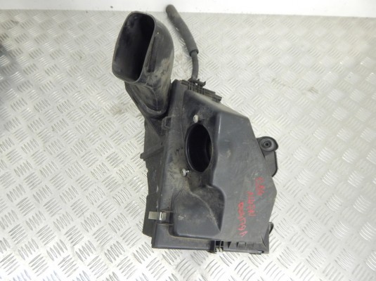 Корпус воздушного фильтра BMW X1-series (E84) 13 71 8 512 599