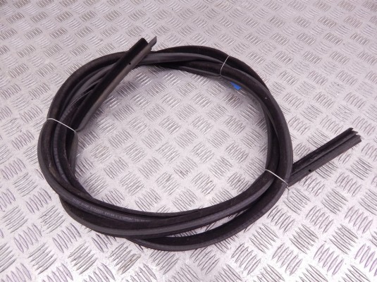 Уплотнитель BMW 3-series (E46) 51 72 8 194 681