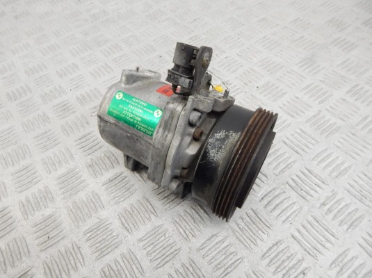 Компрессор кондиционера BMW 3-series (E36) 64 52 8 390 228