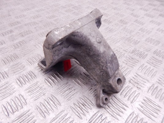 Кронштейн двигателя BMW 1-series (F20/21) 22 11 6 788 612 Кронштейн двигателя BMW 1-series (F20/21) 22 11 6 788 612