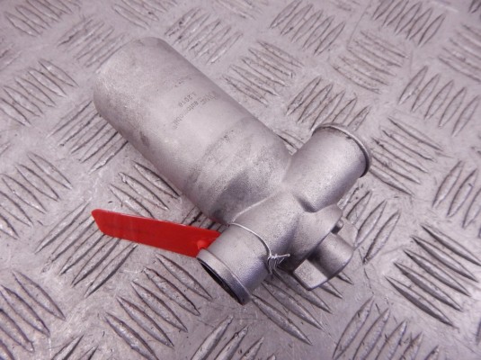 Клапан холостого хода BMW 3-series (E46) Клапан холостого хода BMW 3-series (E46)