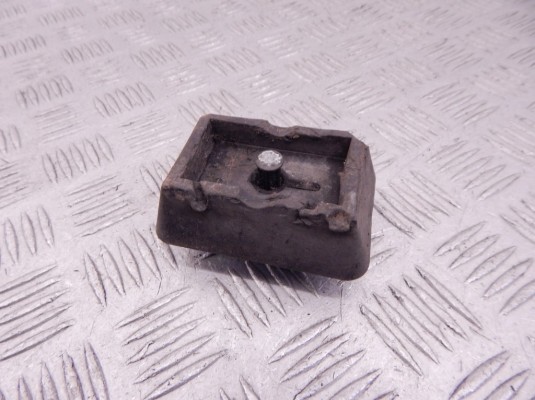 Опора под домкрат (поддомкратная подушка) BMW 7-series (E65/66) 51 71 8 268 885 Опора под домкрат (поддомкратная подушка) BMW 7-series (E65/66) 51 71 8 268 885