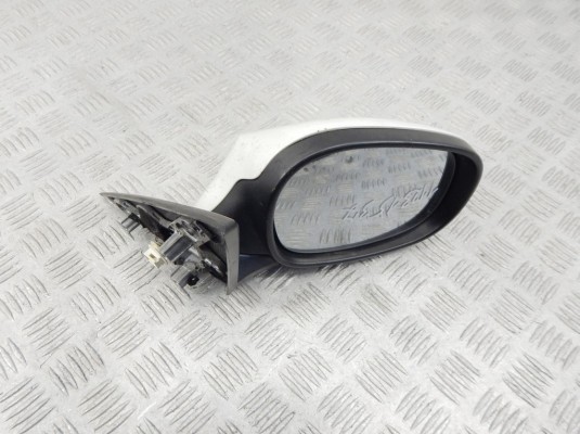 Зеркало наружное правое BMW 1-series (E87) 51 16 7 268 124