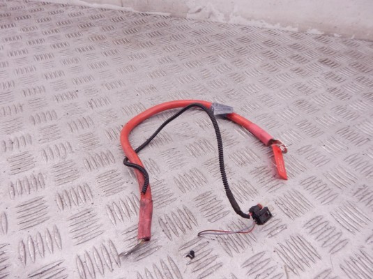 Плюсовой провод аккумулятора BMW 5-series (E60/61) 61 12 9 127 768 Плюсовой провод аккумулятора BMW 5-series (E60/61) 61 12 9 127 768
