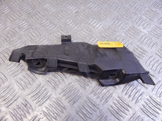 Крепление фары правой BMW 5-series (E39) 63 12 8 362 442