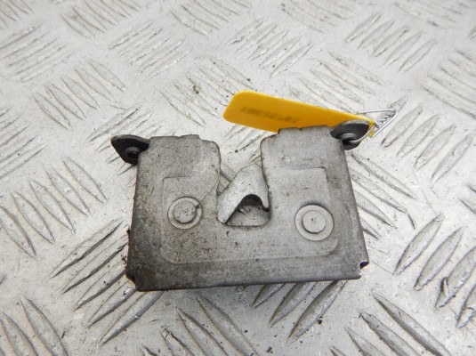 Замок капота BMW 3-series (E90/91/92) 51 23 7 115 229 Замок капота BMW 3-series (E90/91/92) 51 23 7 115 229