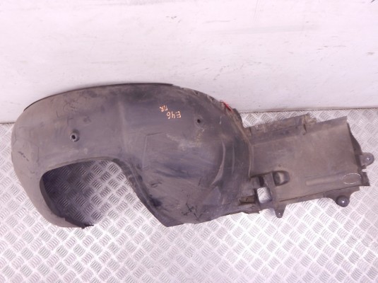 Защита арок передняя правая (подкрылок) BMW 3-series (E46) 51 71 7 036 496 Защита арок передняя правая (подкрылок) BMW 3-series (E46) 51 71 7 036 496