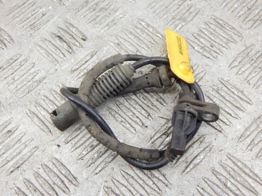 Датчик ABS передний BMW 1-series (E87) 34 52 6 762 465 Датчик ABS передний BMW 1-series (E87) 34 52 6 762 465