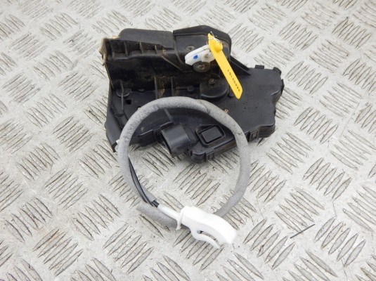 Замок двери передней правой BMW 3-series (E46) 51 21 7 011 244