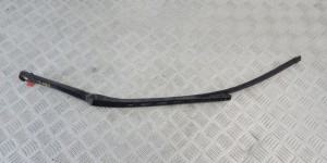 Щеткодержатель (поводок стеклоочистителя, дворник) BMW 5-series (E60/61) 61 61 7 035 099