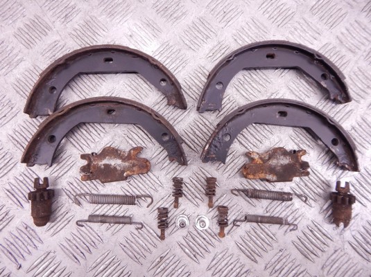 Механизм ручника (стояночного тормоза) BMW 5-series (E39) 34 21 2 213 313 Механизм ручника (стояночного тормоза) BMW 5-series (E39) 34 21 2 213 313