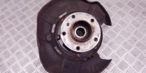 Ступица задняя левая BMW 3-series (E90/91/92) 33 32 6 774 807