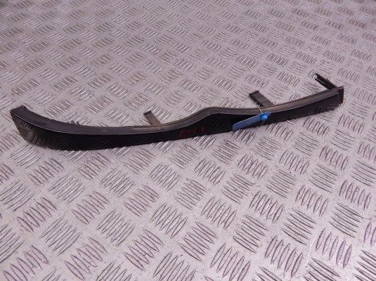 Ус под фару правый BMW 3-series (E46) 51 13 7 030 554