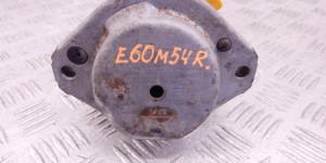 Подушка крепления двигателя BMW 5-series (E60/61) 22 11 6 761 090