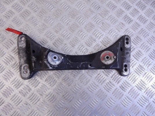 Кронштейн КПП BMW 3-series (E46) 22 31 6 752 795