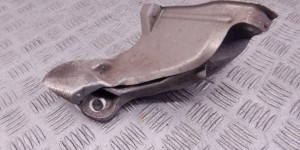 Кронштейн двигателя BMW 1-series (E87) 22 11 6 764 574